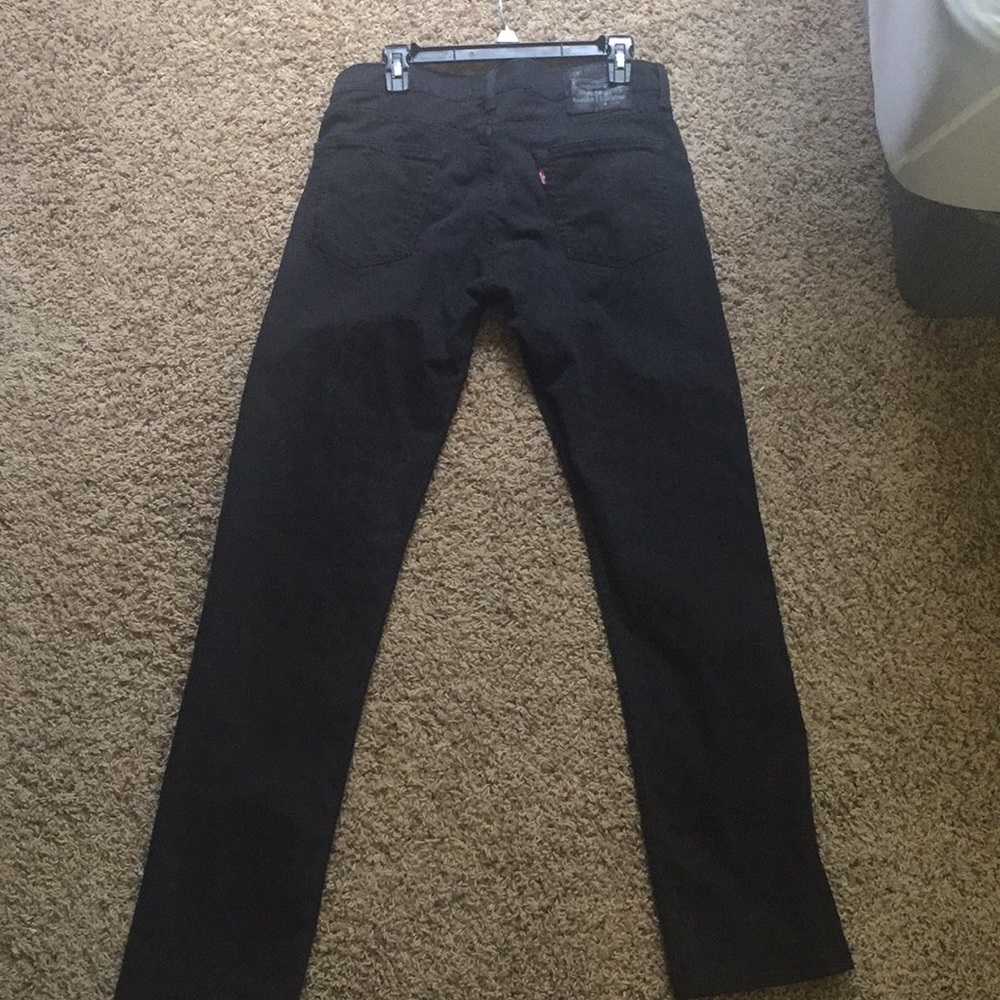 Levi’s black jeans